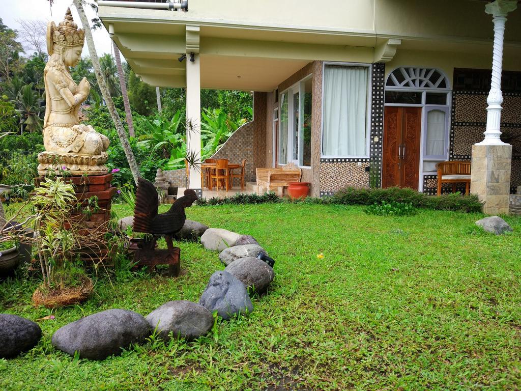 Tirta Asri Ubud Villa Екстериор снимка